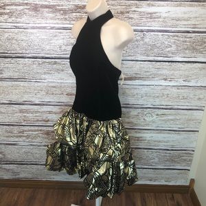 VTG 80s Halter Style Velvet Party dress 9/10
